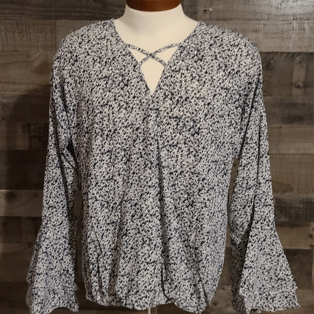 Navy Floral X Top